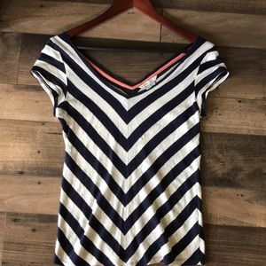 Boden Chevron Tee
